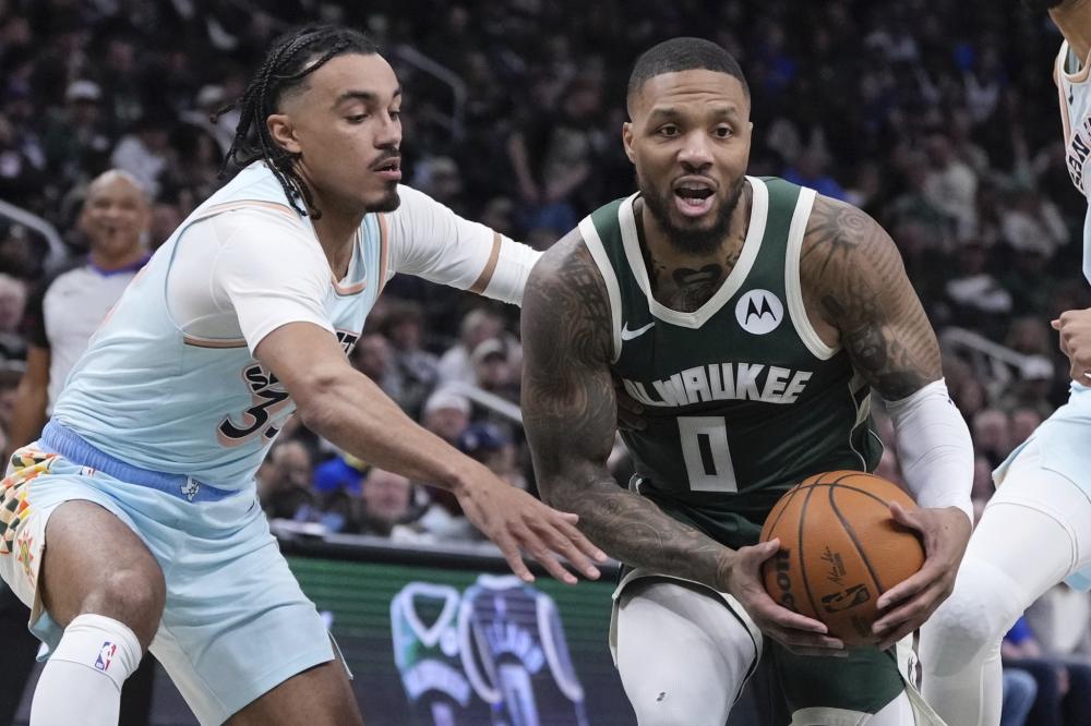 的边路拉扯 的边路拉扯